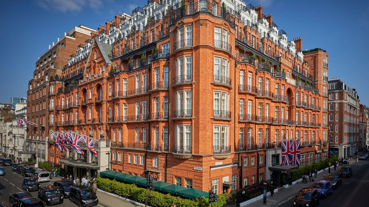 Claridge’s - Photo 1