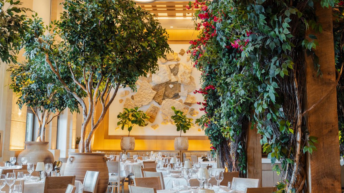 Acqualina Resort & Residences On The Beach - Photo 6