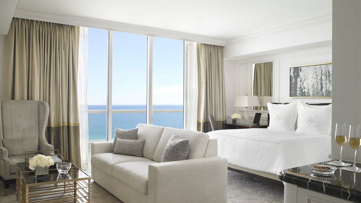 Acqualina Resort & Residences On The Beach - Photo 2