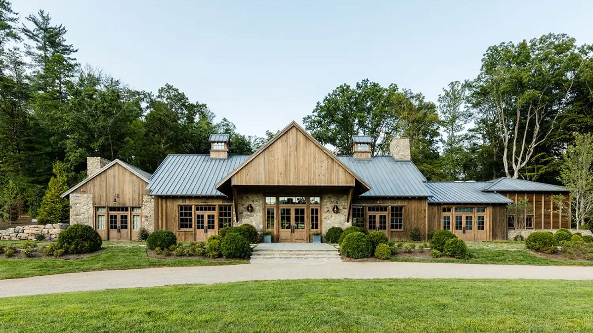 Blackberry Farm - Photo 1