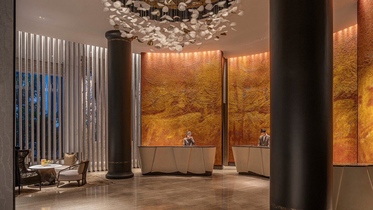 Four Seasons Hotel Bangkok at Chao Phraya River - Photo 2