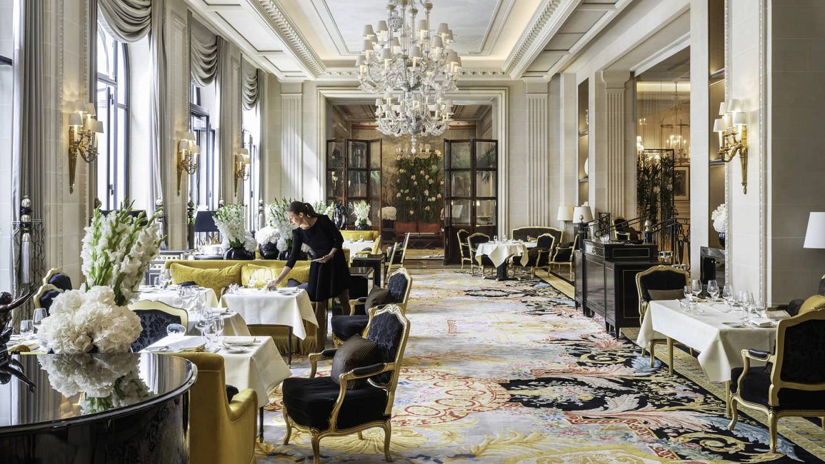 Four Seasons Hotel George V, Paris - Photo 6