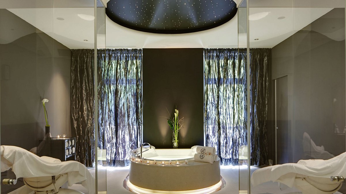 Park Hotel Vitznau - Photo 10