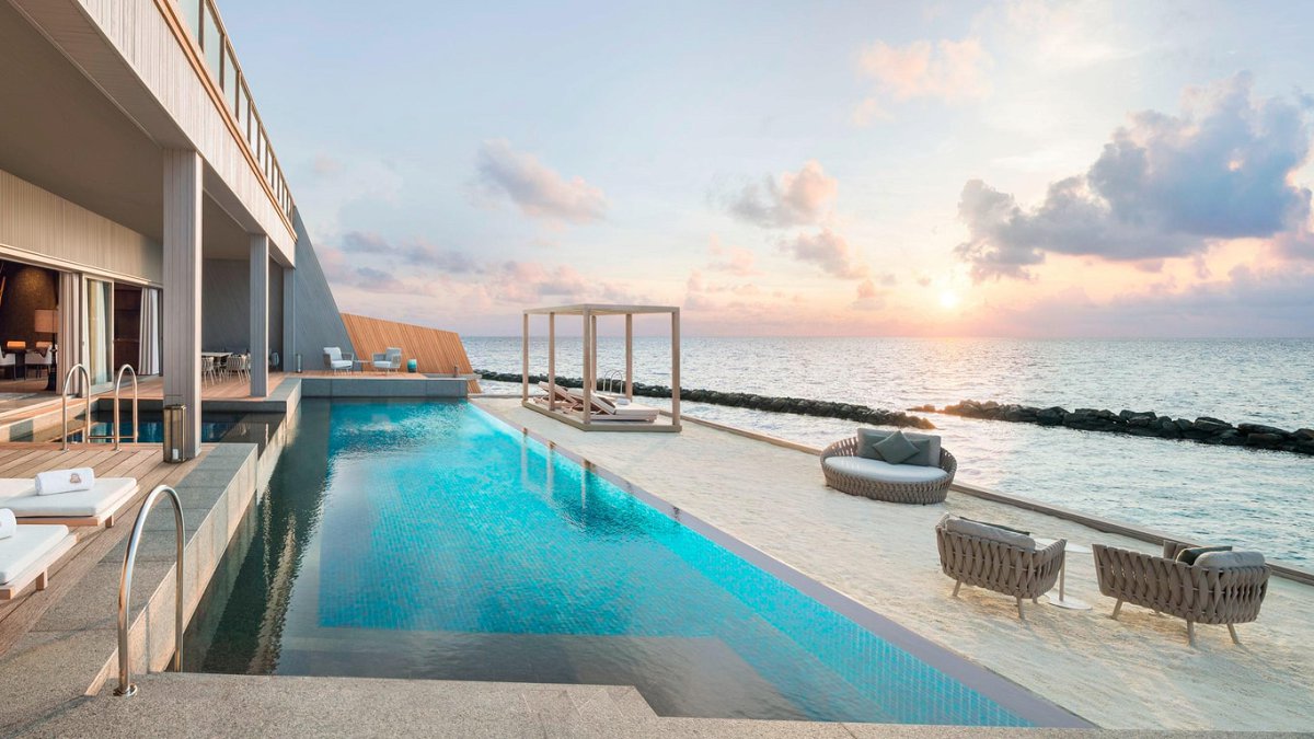The St. Regis Maldives Vommuli Resort - Photo 8