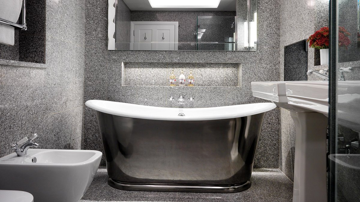 The Whitby Hotel - Photo 5