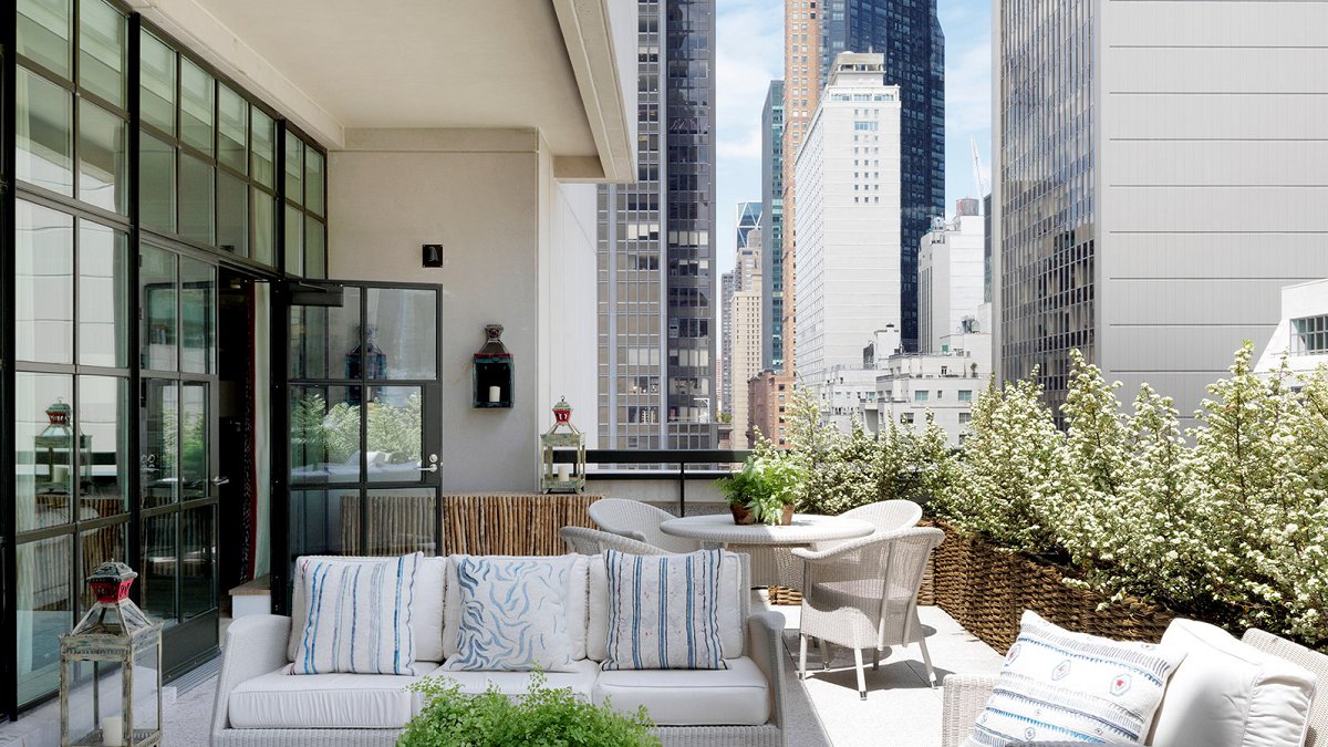 The Whitby Hotel - Photo 7