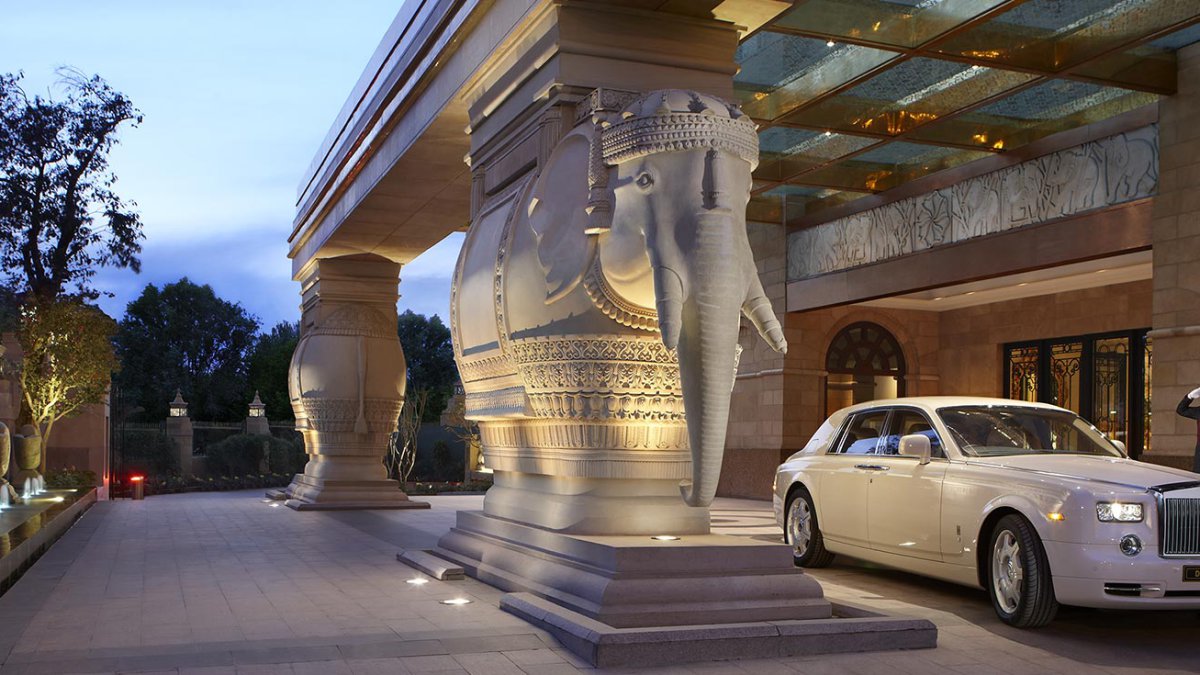 The Leela Palace, New Delhi - Photo 6