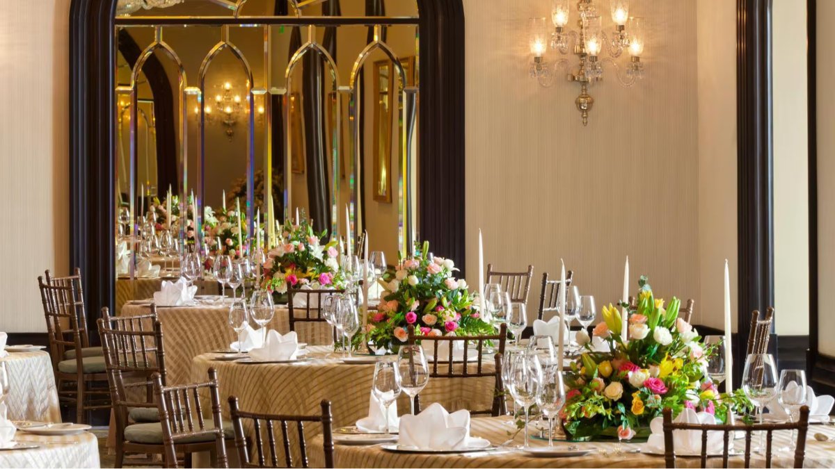 Taj Mahal Palace, Mumbai - Photo 7