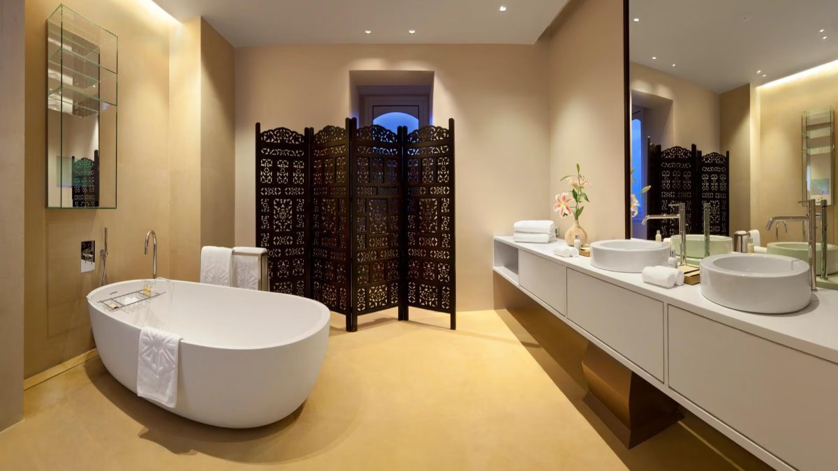 Taj Mahal Palace, Mumbai - Photo 5